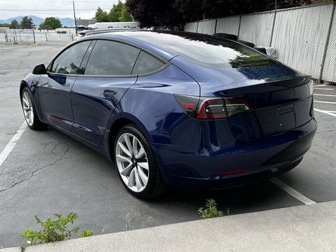 Used 2018 Tesla Model 3 Long Range RWD image 5