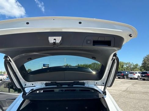 Used 2023 Buick Envision Essence w/ Sport Touring Package FWD image 25