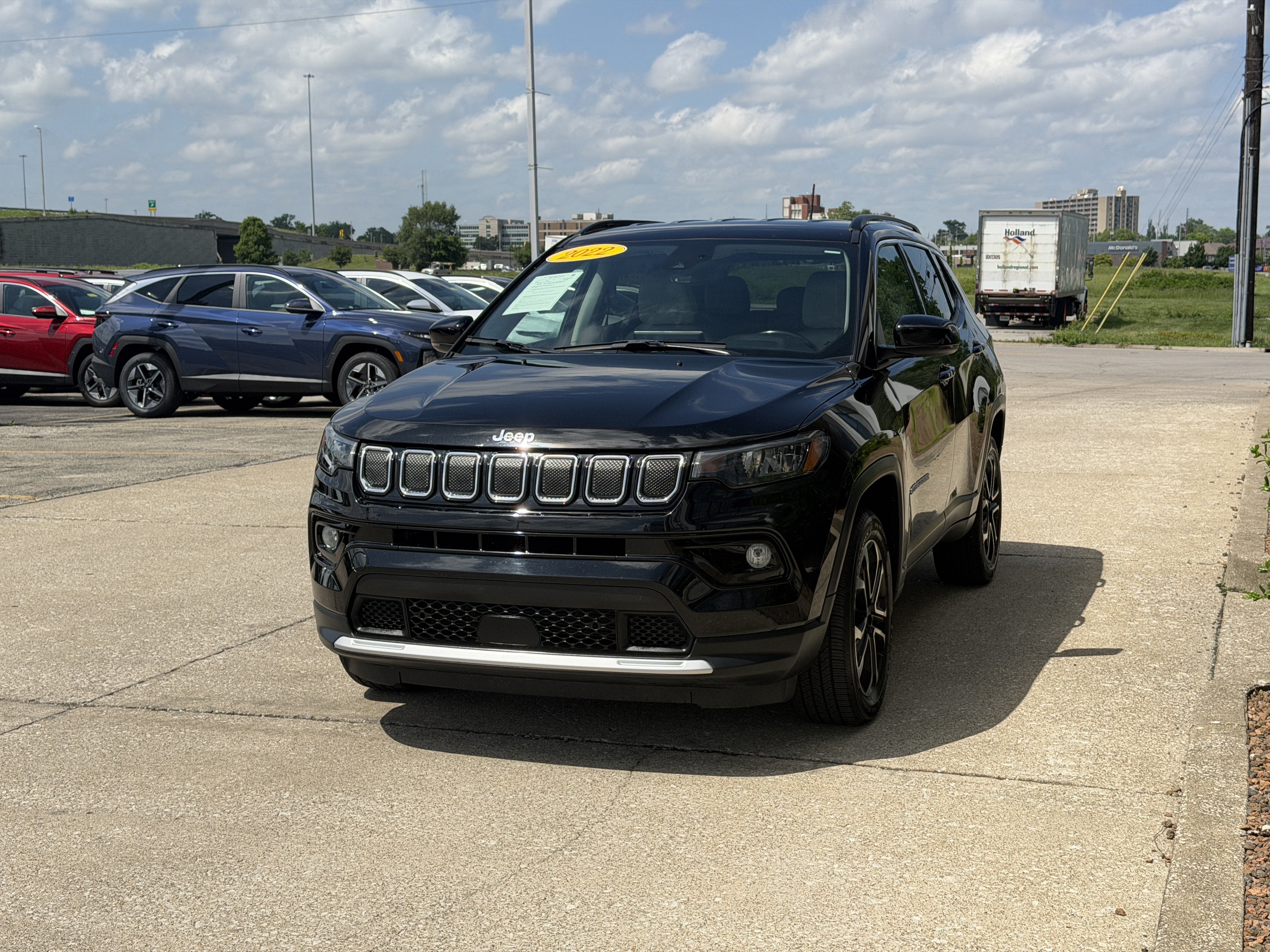 Used 2022 Jeep Compass Limited AWD/4WD image 17