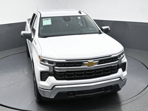 Used 2025 Chevrolet Silverado 1500 LT image 45
