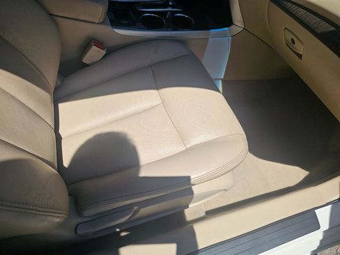 Used 2013 Nissan Altima 2.5 SL w/ Technology Pkg FWD image 18
