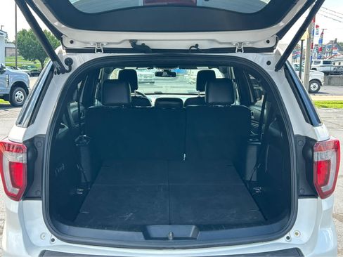 Used 2018 Ford Explorer Sport w/ Equipment Group 401A AWD/4WD image 8