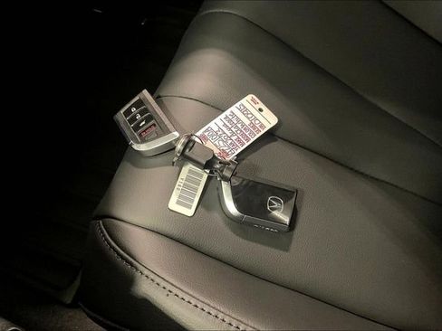 Used 2023 Acura Integra image 11