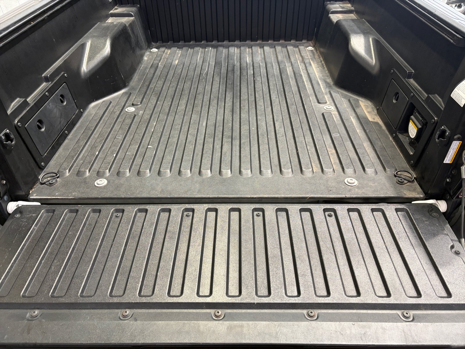 Used 2015 Toyota Tacoma TRD Pro w/ Off Road Towing Package AWD/4WD image 26