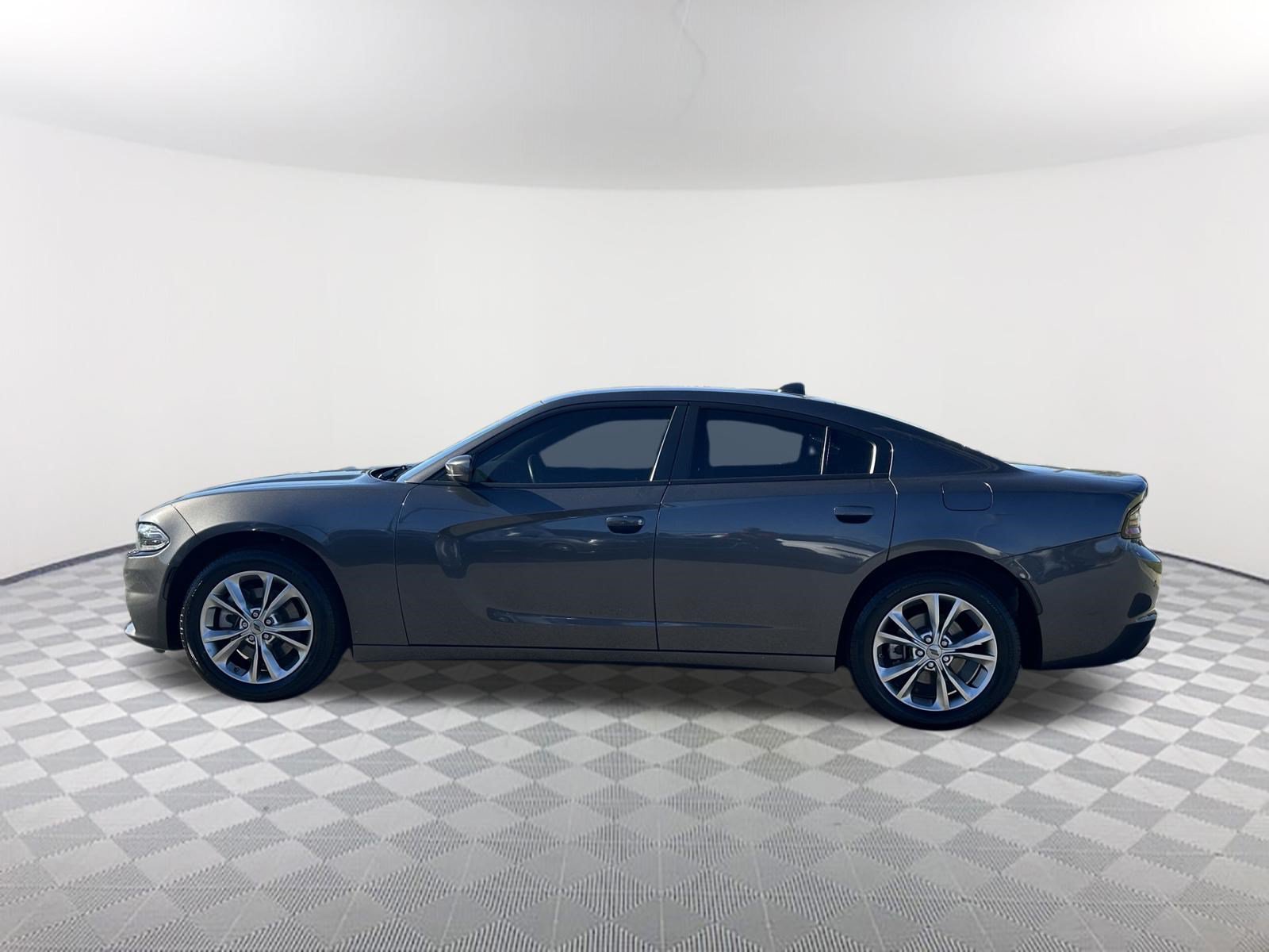 Used 2022 Dodge Charger SXT AWD/4WD image 8