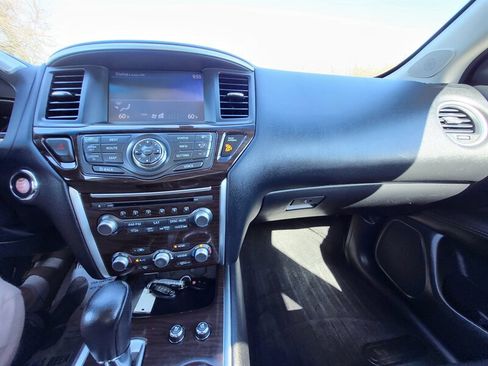 Used 2015 Nissan Pathfinder Platinum w/ Cargo Package AWD/4WD image 19