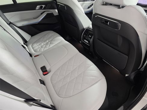 Used 2026 BMW X5 sDrive40i image 29