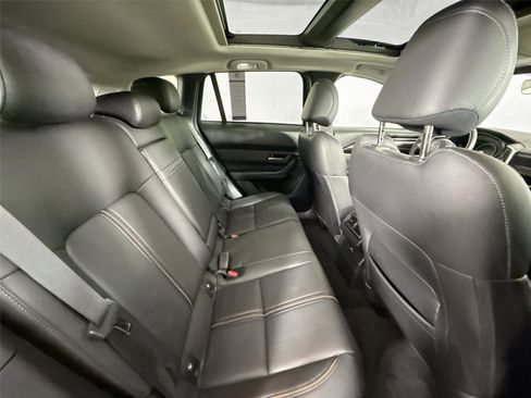 Certified 2025 MAZDA CX-50 AWD 2.5 Hybrid w/ Premium Pkg image 44