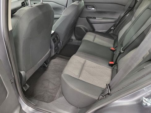 Used 2025 Nissan Rogue SV image 9