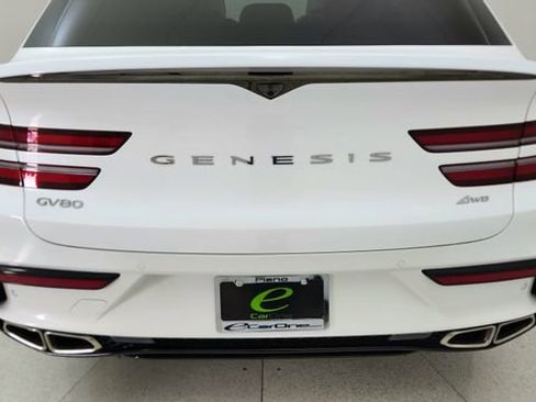 Used 2025 Genesis GV80 3.5T e-SC image 11