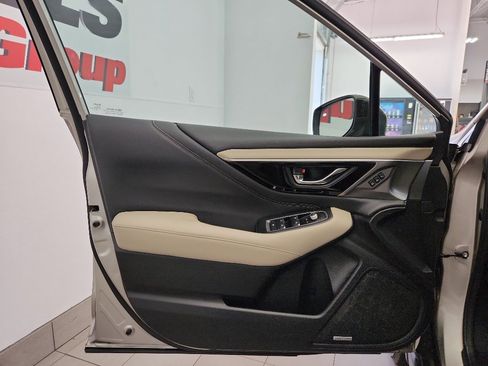 Used 2020 Subaru Outback Limited image 8