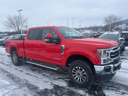Used 2022 Ford F350 Lariat w/ Lariat Ultimate Package image 3