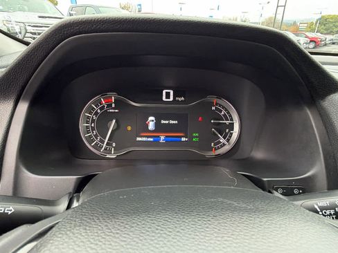 Used 2018 Honda Pilot Touring image 21