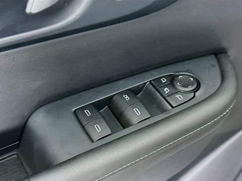 Used 2026 Buick Enclave Preferred FWD image 23