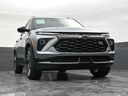 Used 2025 Chevrolet TrailBlazer RS image 27