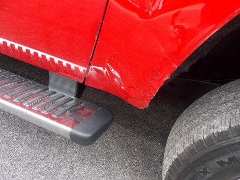 Used 2011 Ford F350 Lariat w/ Lariat Interior Pkg image 32