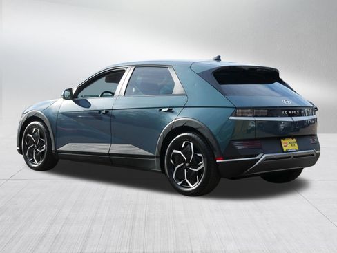 Used 2024 Hyundai Ioniq 5 SEL image 5