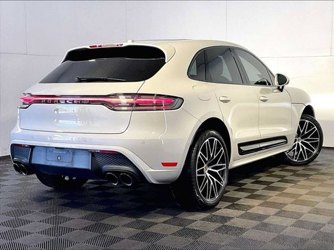 Certified 2023 Porsche Macan AWD/4WD image 7
