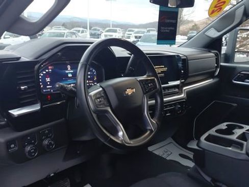 Certified 2024 Chevrolet Silverado 2500 LT image 14