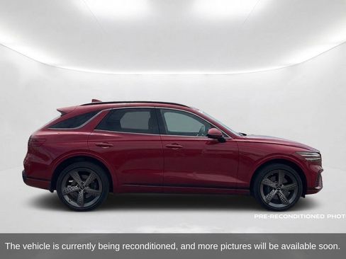 Used 2023 Genesis GV70 3.5T Sport w/ Sport Prestige Package AWD/4WD image 4