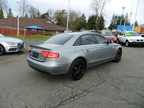 Used 2010 Audi A4 2.0T Premium Plus image 8