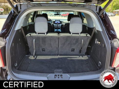 Used 2024 Ford Explorer XLT w/ Equipment Group 202A RWD image 14