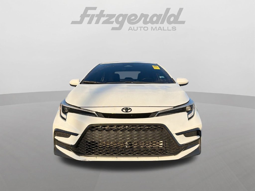 Used 2023 Toyota Corolla SE w/ Carpet Mat Package (TMS) FWD image 3