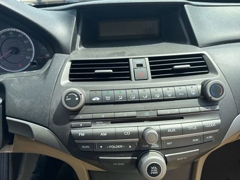 Used 2011 Honda Accord LX image 4