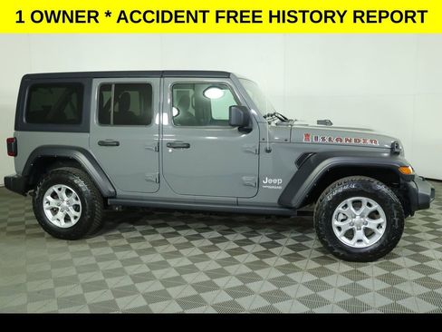 Used 2021 Jeep Wrangler Unlimited Islander image 2