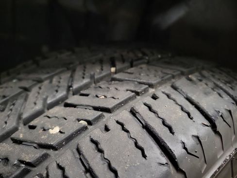 Used 2019 Ford Transit 250 130 Low Roof w/ Exterior Upgrade Package image 12