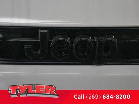 New 2026 Jeep Grand Cherokee Limited AWD/4WD image 13