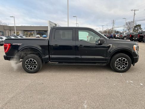 Used 2023 Ford F150 XLT w/ Equipment Group 302A High image 8