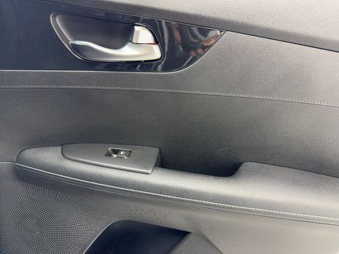 Used 2023 Kia Forte GT-Line w/ GT-Line Premium Package image 48