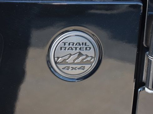 Used 2023 Jeep Wrangler Sport AWD/4WD image 10