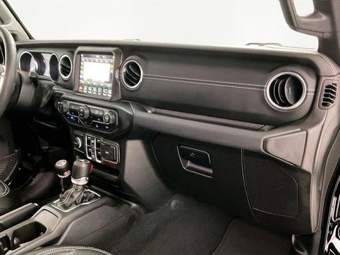 Used 2023 Jeep Wrangler Unlimited Sahara image 21