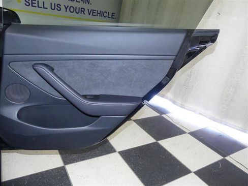 Used 2023 Tesla Model 3 Standard Range RWD image 25