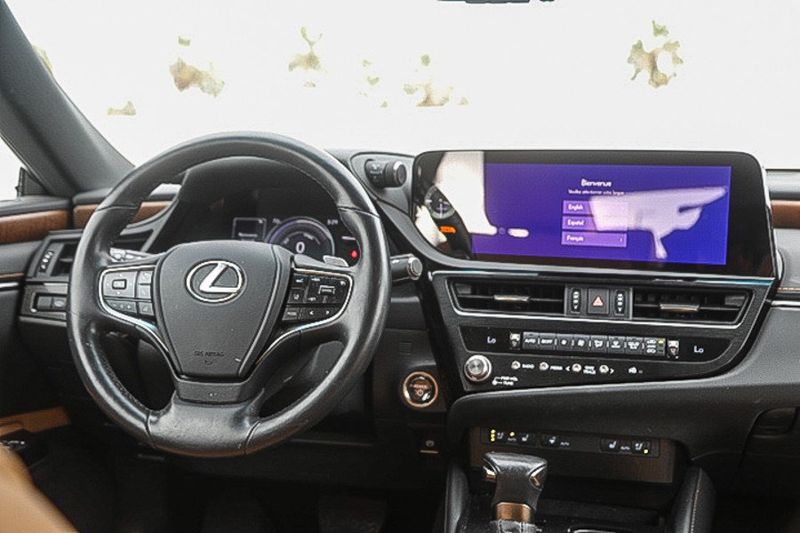Certified 2025 Lexus ES 300h w/ Premium Package FWD image 12