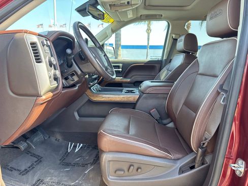 Used 2017 Chevrolet Silverado 1500 High Country AWD/4WD image 21