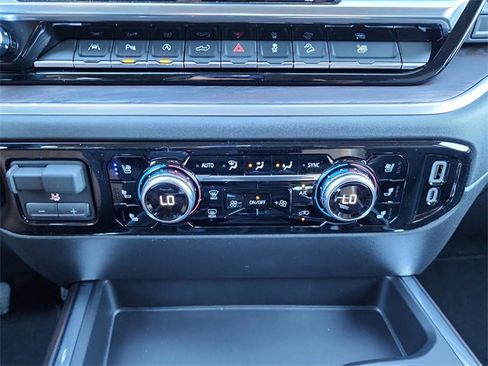 New 2026 GMC Sierra 1500 SLT w/ SLT Premium Plus Package image 26