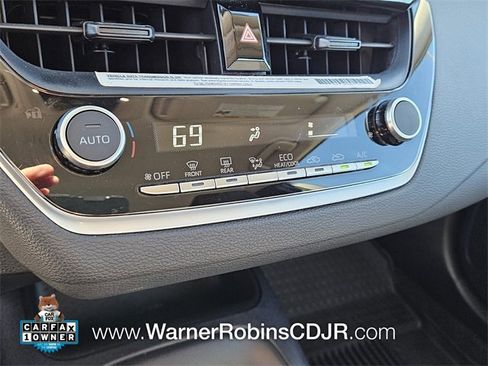 Used 2024 Toyota Corolla LE image 21