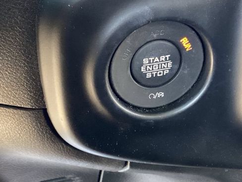 Used 2023 Jeep Wrangler Unlimited Sport AWD/4WD image 34