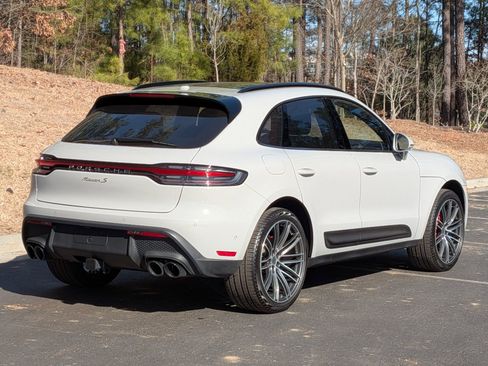 Certified 2025 Porsche Macan S AWD/4WD image 7