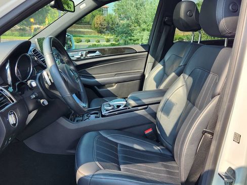 Used 2019 Mercedes-Benz GLS 450 4MATIC image 8