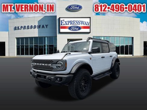 Used 2026 Ford Bronco Badlands AWD/4WD image 1