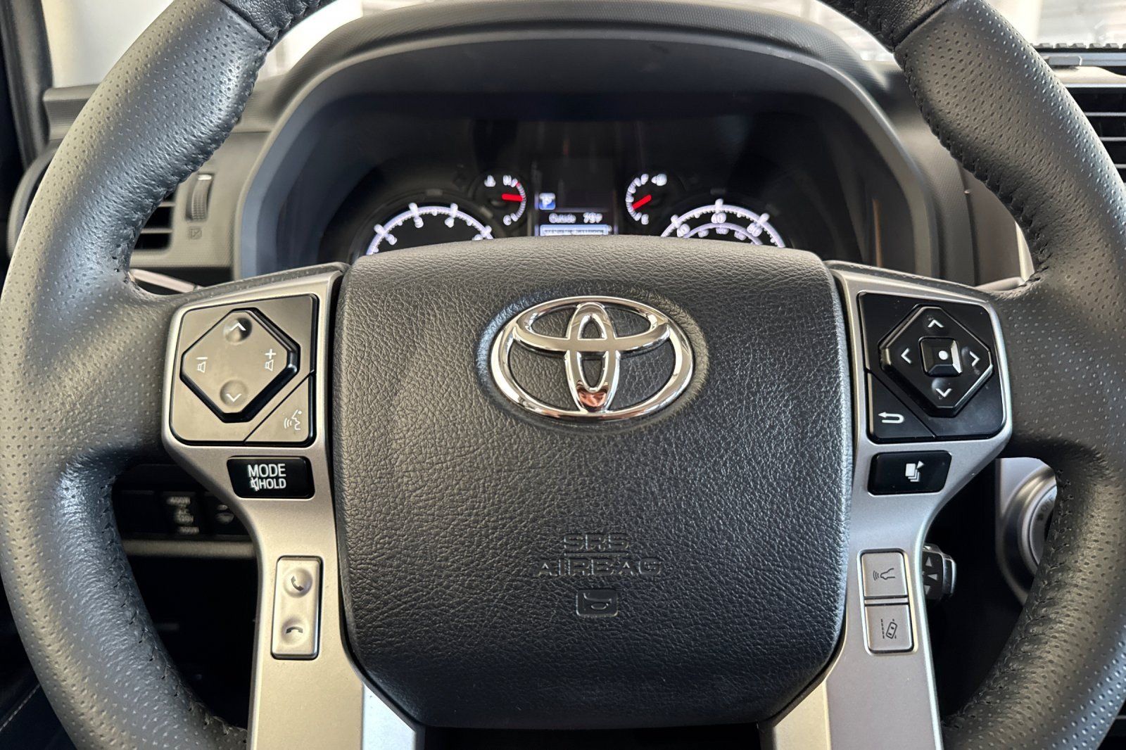 Used 2024 Toyota 4Runner SR5 AWD/4WD image 22