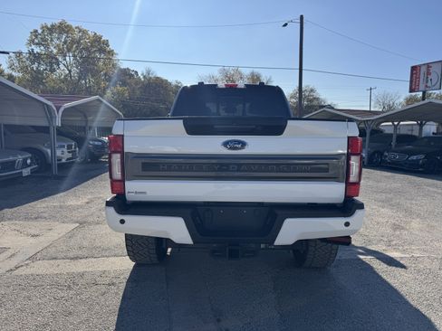 Used 2020 Ford F250 Lariat w/ Lariat Ultimate Package image 6
