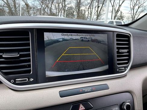 Used 2020 Kia Sportage LX w/ LX Popular Package image 13