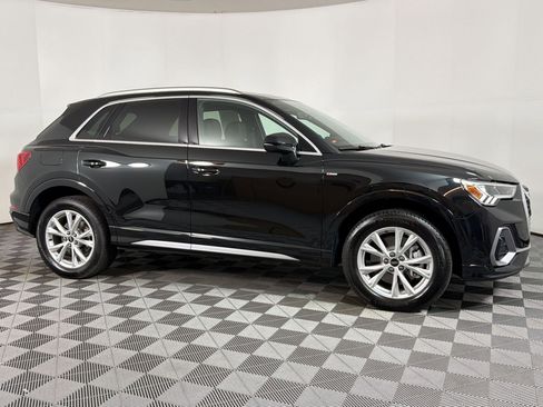 Certified 2025 Audi Q3 2.0T Premium w/ Convenience Package AWD/4WD image 7