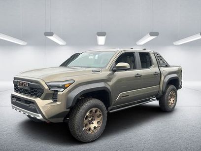 New 2025 Toyota Tacoma 4x4 Double Cab Hybrid w/ Tow Tech Package