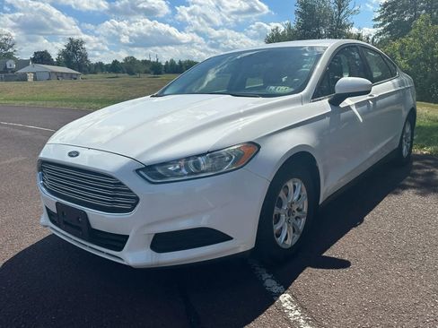 Used 2016 Ford Fusion S image 1
